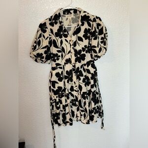 Jessica Simpson Black & Cream Floral Button Up Belted Puff Sleeve Mini Dress